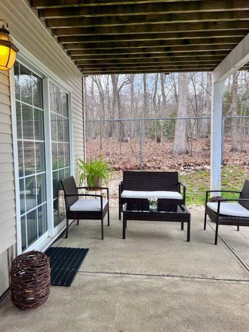 Spacious Retreat Close To Nature Bloomingdale Exterior photo
